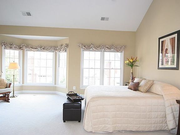 Sunny Master Suite