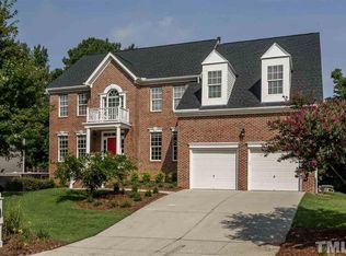 1424 Fairfax Woods Dr, Apex, NC 27502