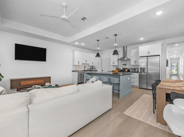 515 N C St, Pensacola, FL 32501