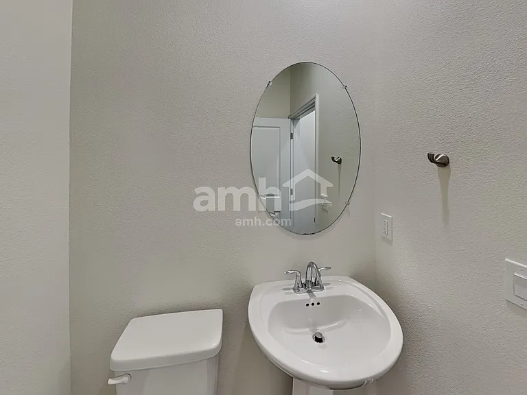 2521 Sunrise Landing Loop — Photo 10