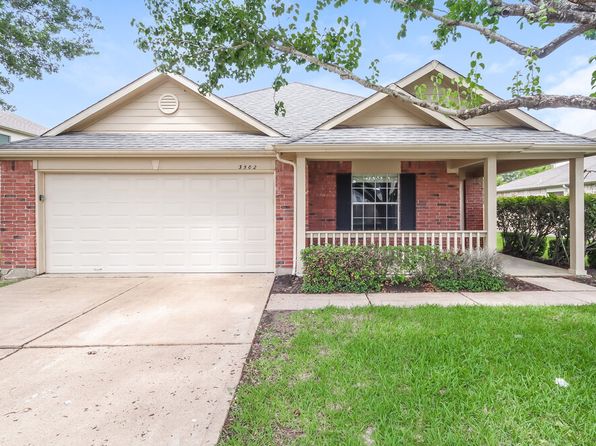 3502 Wheatmeadow Ln, Pearland, TX