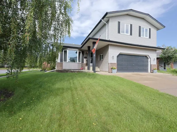 11 Lavoie Pl, Saint Albert, AB T8N 4M6