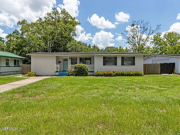 3rd image of 6538 PINE SUMMIT Drive
