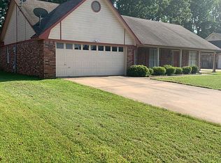 2100 Windsor Colony Dr, Pine Bluff, AR 71603