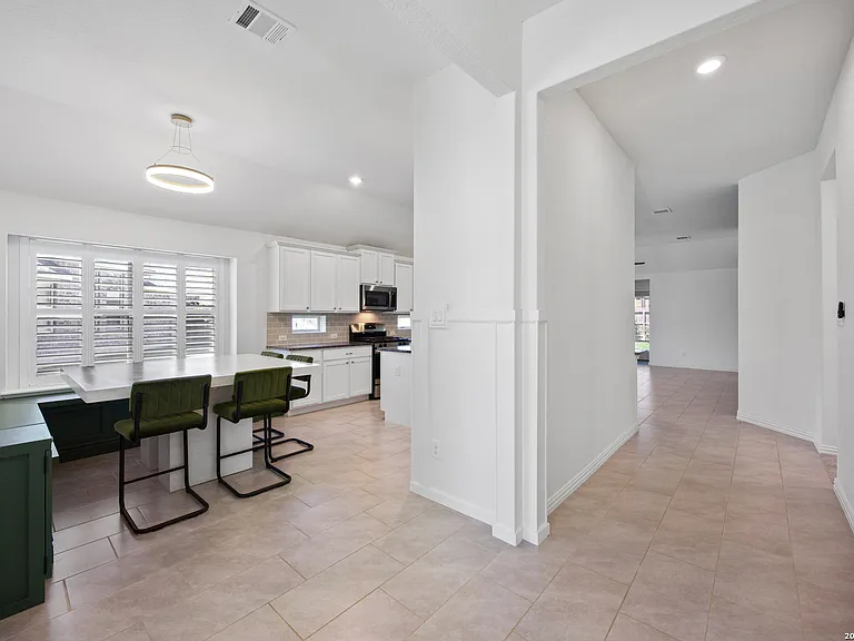 3200 Falconhead — Photo 4