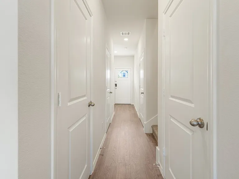 308 Cedar Ct — Photo 18