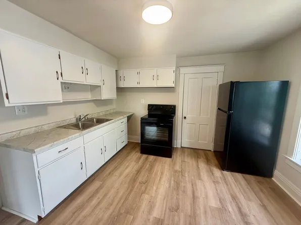 909 S 6th Ave, 909 S 6th Ave, Wausau, WI 54401
