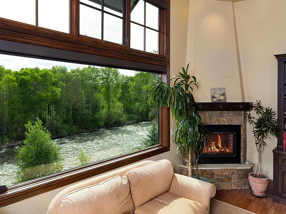 Living Room Views and Fireplace