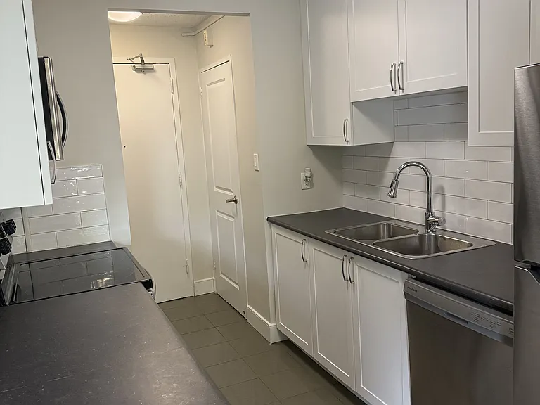 7 Albert St #116 — Photo 6