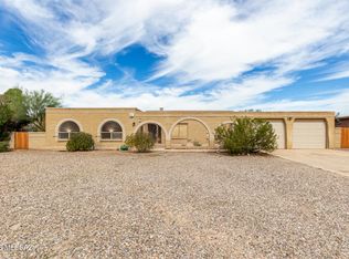 8909 E Palm Tree Dr, Tucson, AZ 85710