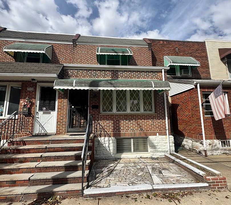 1st image of 721 Johnston St