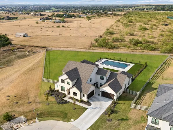 2618 Cayenne Dr, Argyle, TX 76226