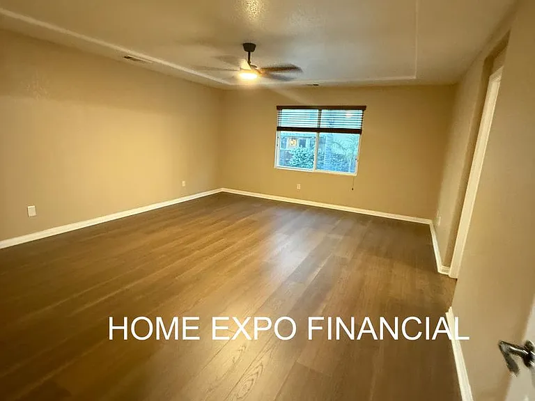 1456 Moonlight Dr — Photo 23
