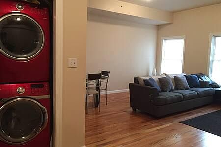 3rd image of 420 Bergen Ave APT 3