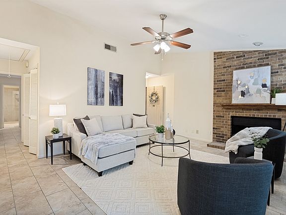 5th image of 1109 Calico Ln APT 1822