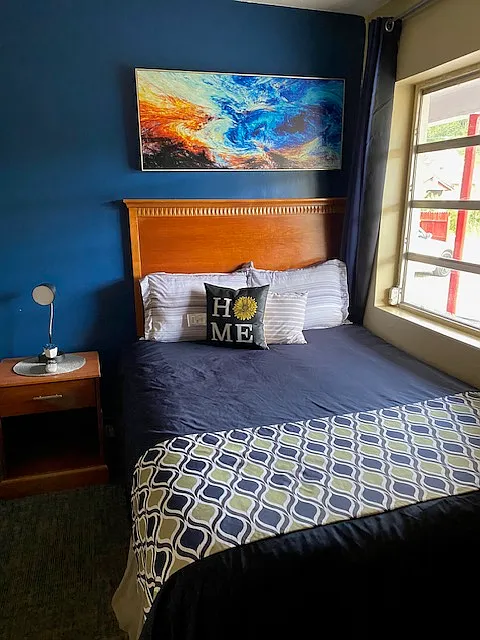 Studio, 275 sqft, $955 — Photo 2