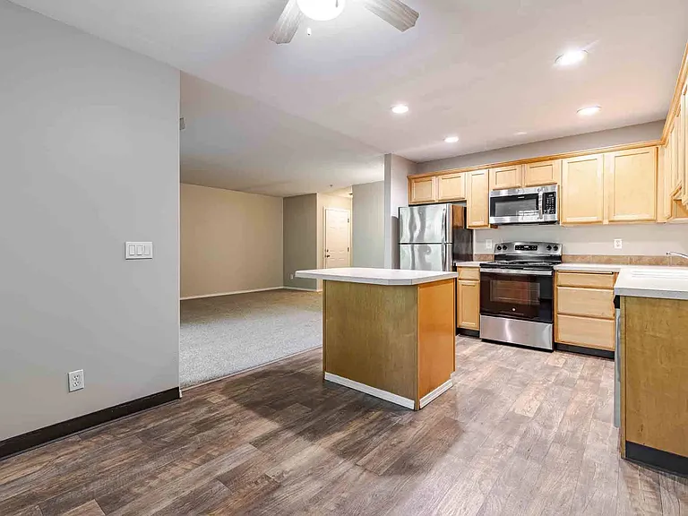 Aravia Apartments — Photo 19