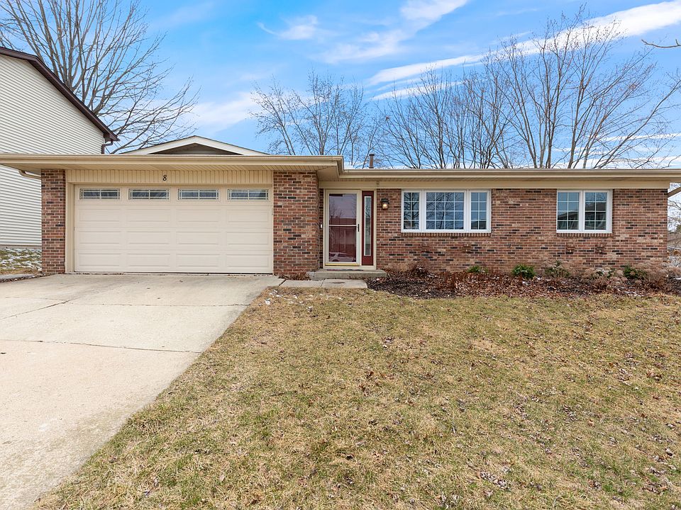 1st image of 8 Pheasant Ct