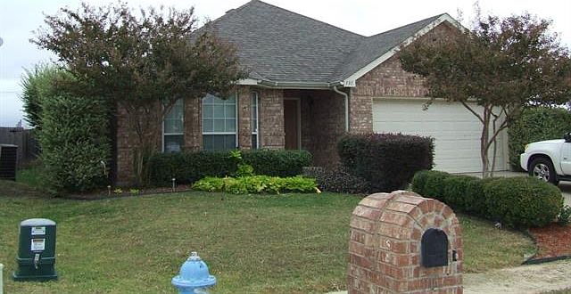1st image of 131 Post Oak Dr