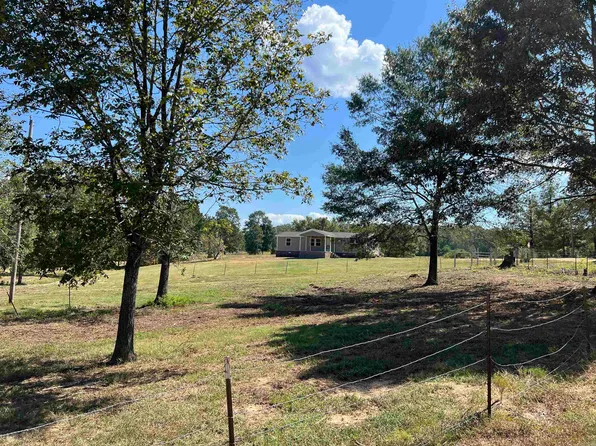 7515 Samuel Rd, Pine Bluff, AR 71603