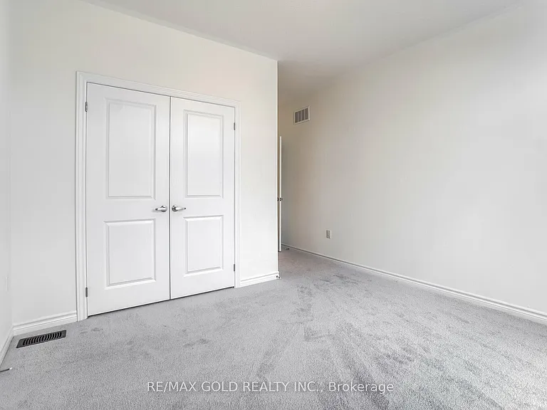 26 Del Grappa St — Photo 31