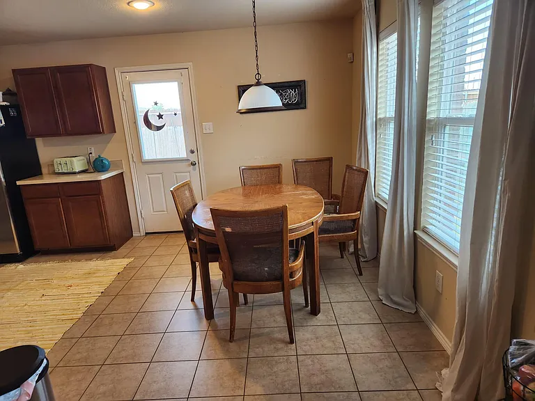 5716 Talons Crest Cir — Photo 8