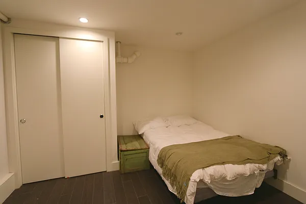 Rented by Compass | media 27