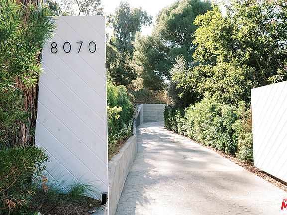 5th image of 8070 Oceanus Dr