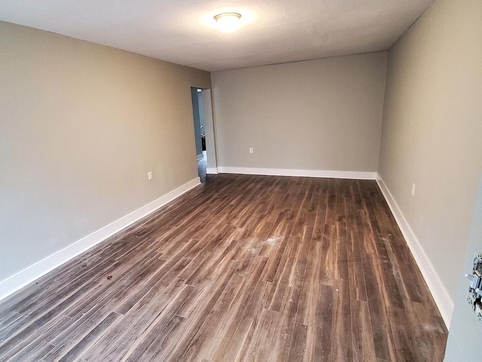 1st image of 1105 Sewanee Dr APT 1