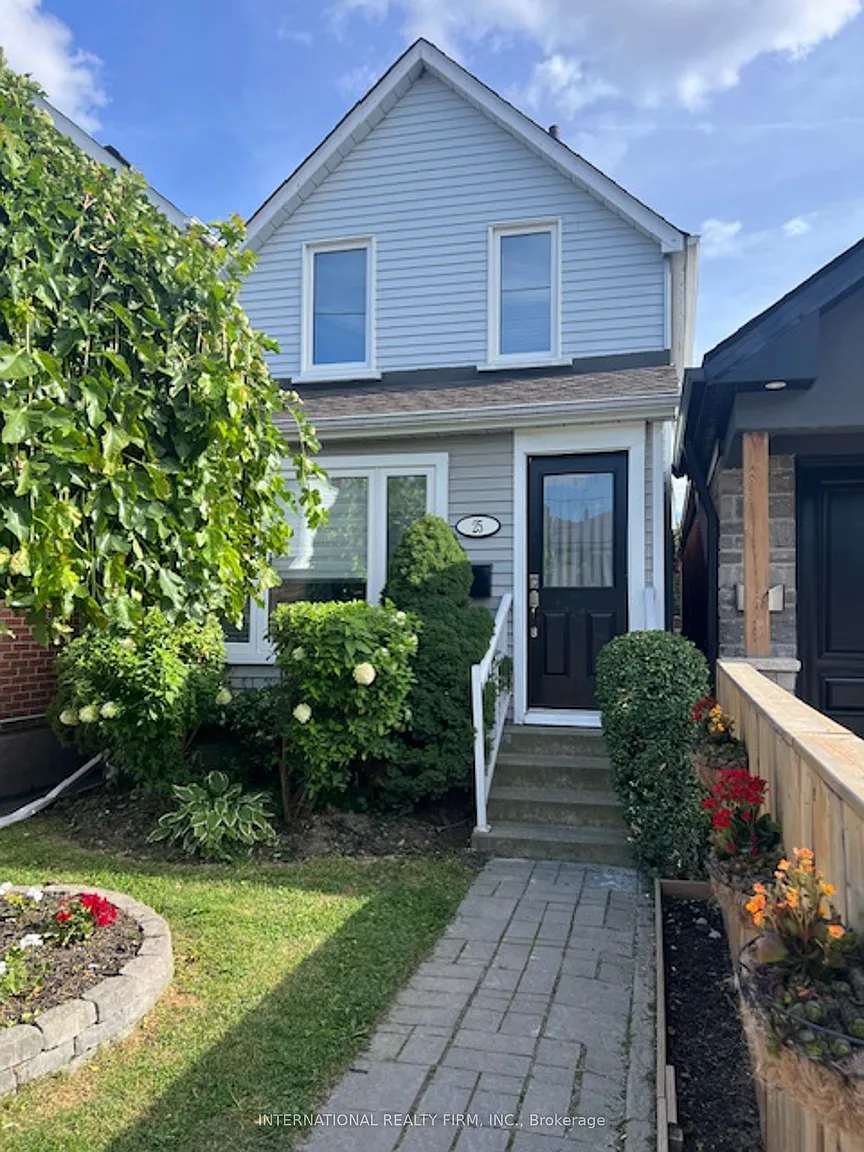 25 Teignmouth Ave photo 1