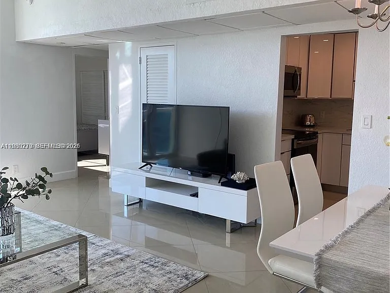 3801 S Ocean Dr #Penthouse 16S — Photo 3