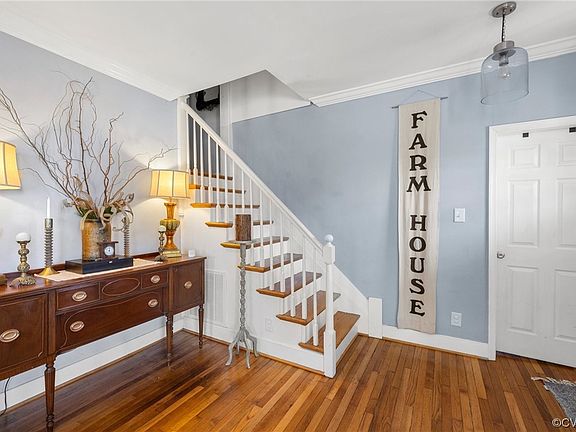 5th image of 2703 Bowles Ln