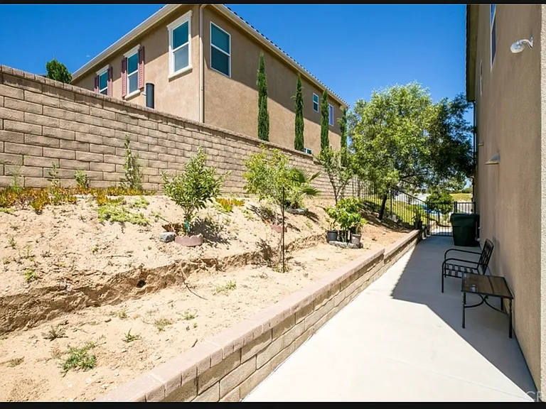 20540 Suzie Ln — Photo 53