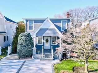 44 Jefferson Ave, Rockville Centre, NY 11570