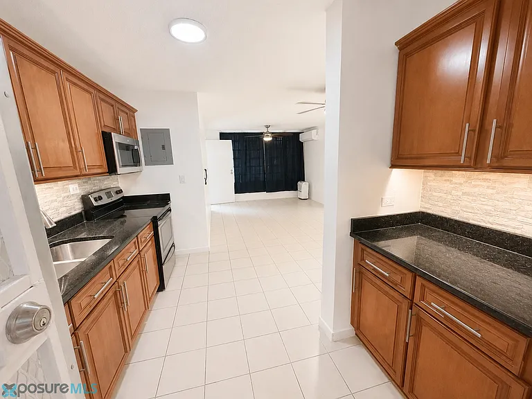 155 Calle Del Parque #A — Photo 3