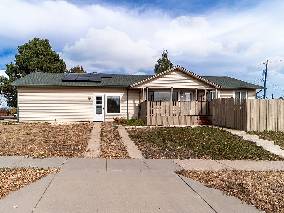 1st image of 2610 E Pikes Peak Ave