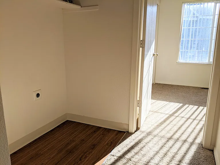 Residences at First Avenue — Photo 8