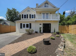 2704 Chestnut Ave, Ardmore, PA 19003