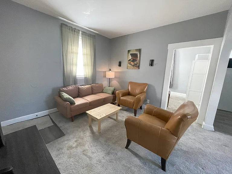 510 Siebert St #A — Photo 6