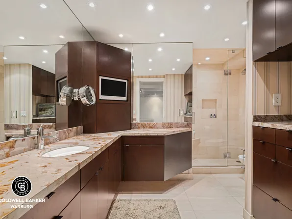 190 East 72nd Street image 14 of 18