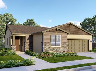 177 Alberta St, Tulare, CA 93274