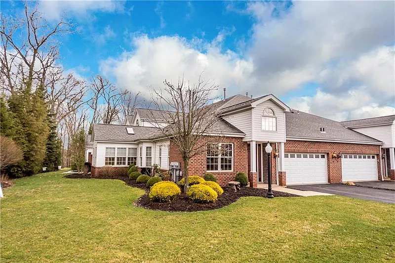 1202 Union Ct photo 1