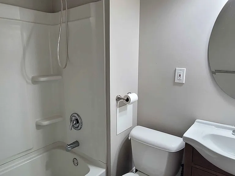 1446 Owego Ave — Photo 12