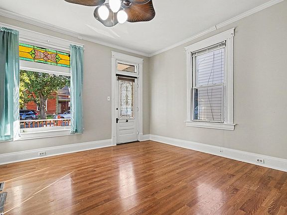 4th image of 468 Washington Ave