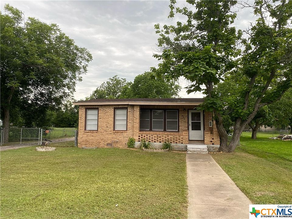 1st image of 408 S Texana St