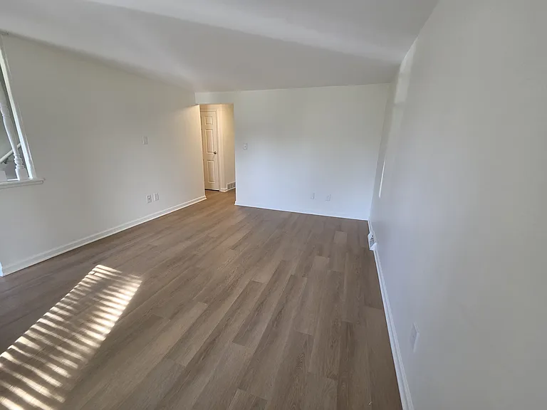 4712 McBane Ct #4712 — Photo 3