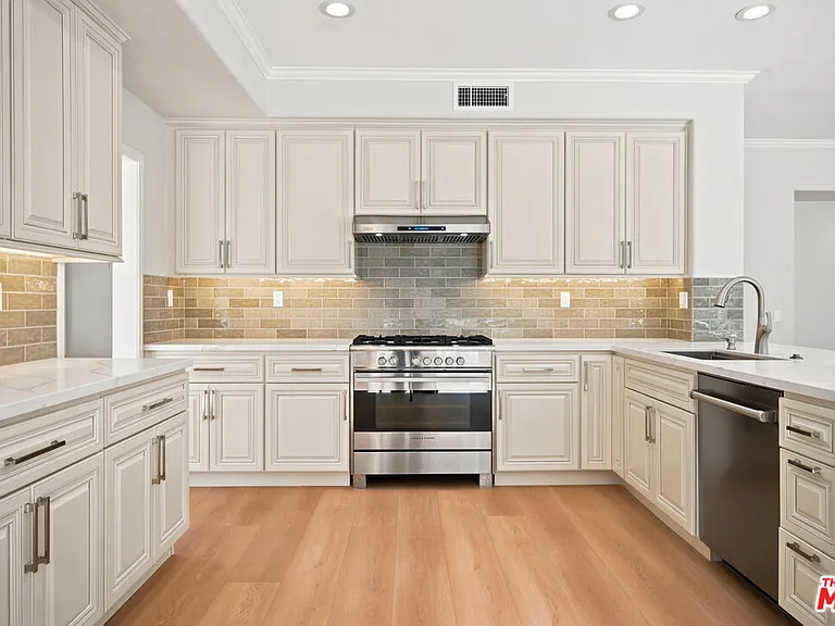4324 Park Verdi — Photo 16