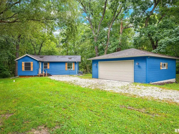 146 Forest View Rd, Dahinda, IL 61428