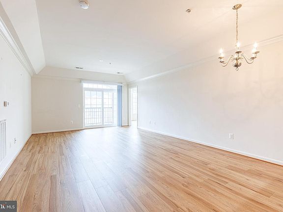 3rd image of 7305 Brookview Rd Unit 308