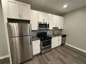 1636-54 W Flora Street